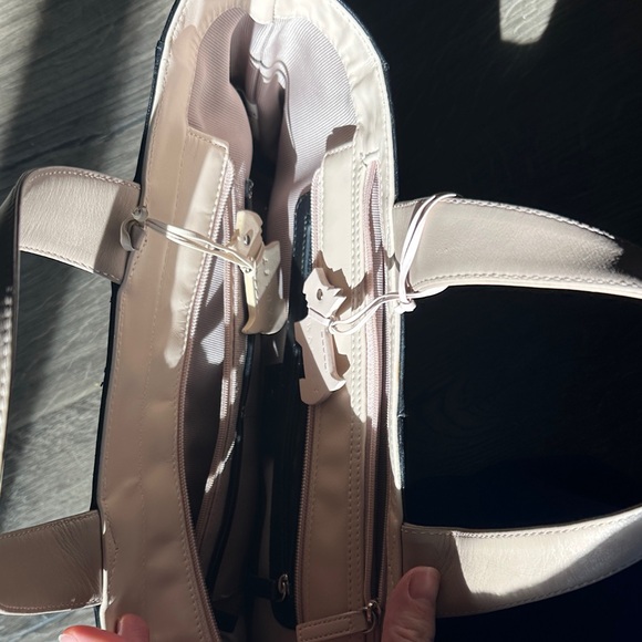 RADLEY LONDON Black and Cream Bag - Picture 3 of 3